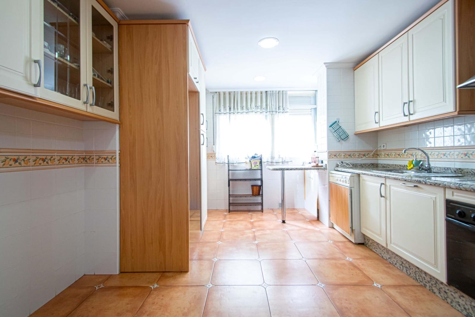 4 Zimmer Wohnung zu verkaufen in Sevilla Stadt - 570.000 € (Ref: 9695416)