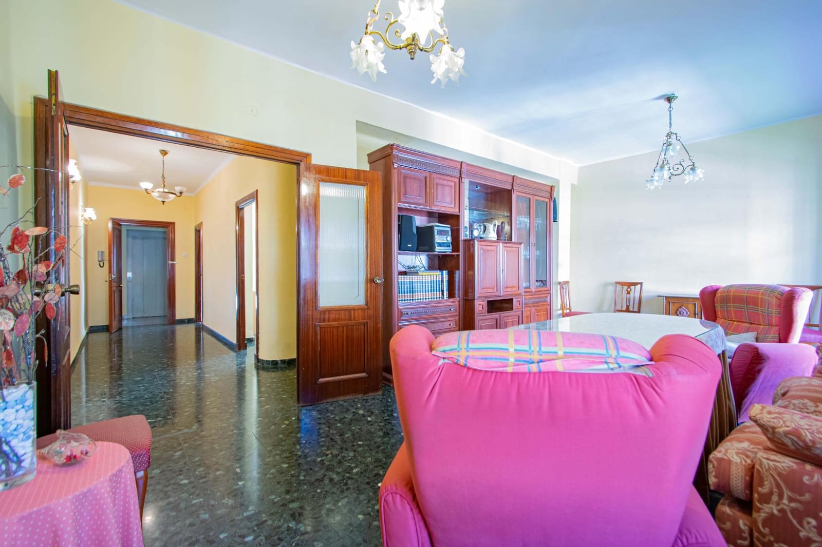 4 Zimmer Wohnung zu verkaufen in Sevilla Stadt - 570.000 € (Ref: 9695416)