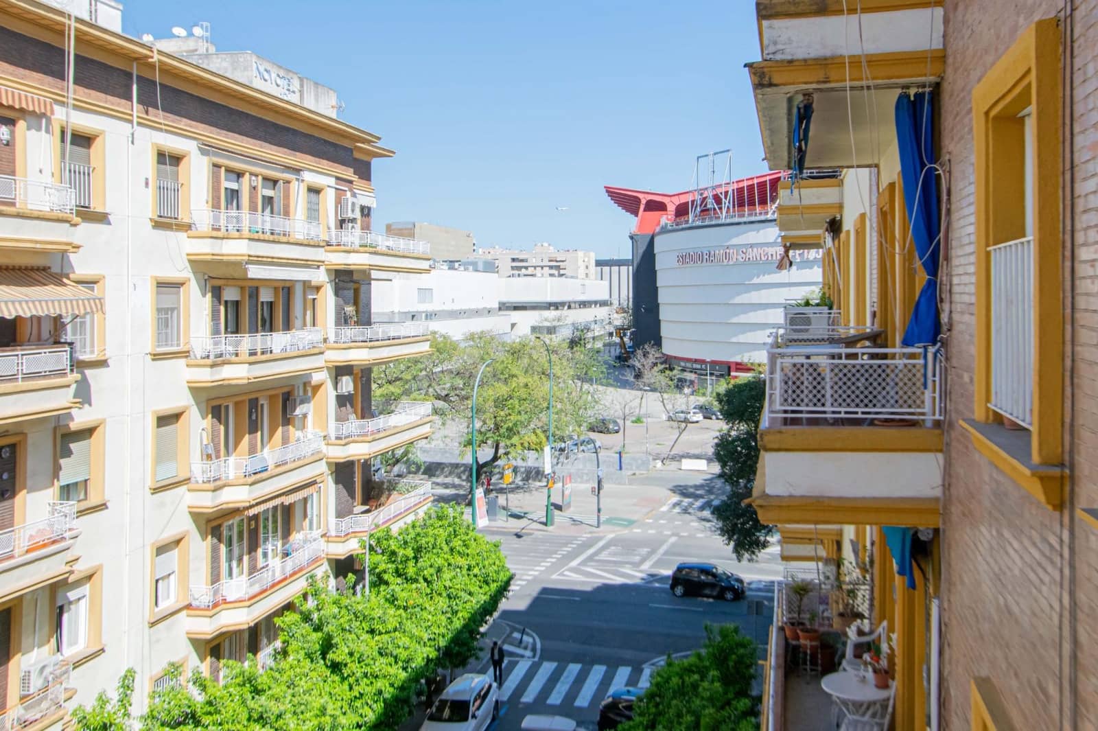 4 Zimmer Wohnung zu verkaufen in Sevilla Stadt - 570.000 € (Ref: 9695416)