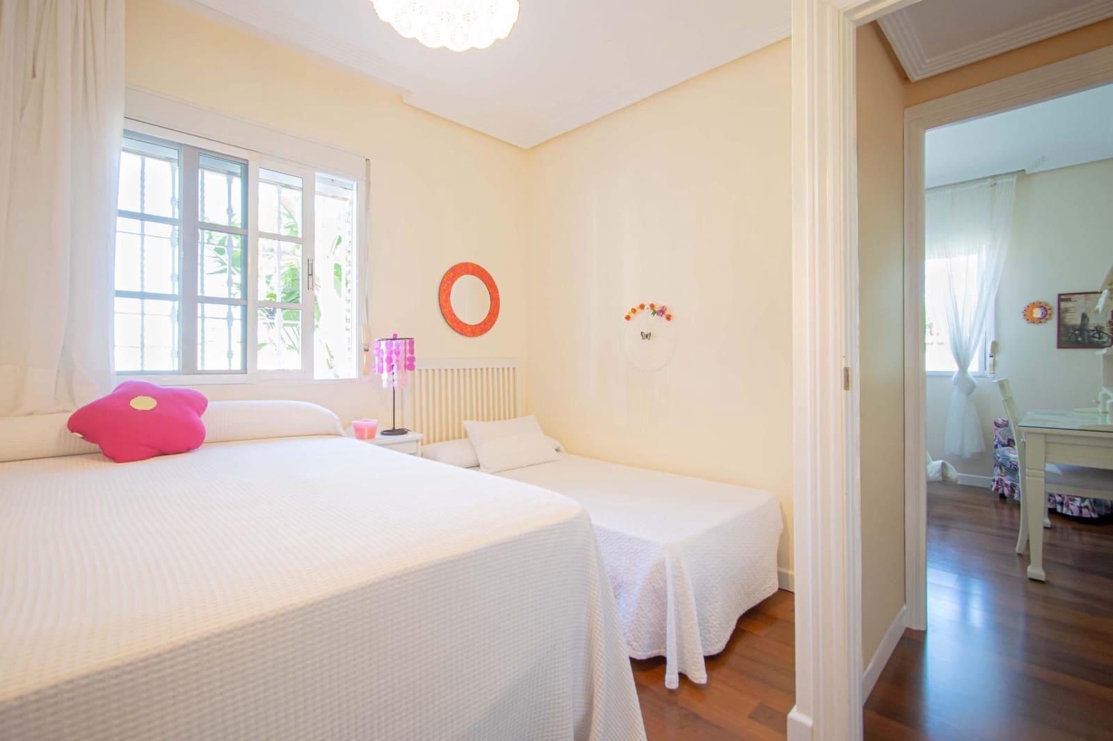 4 bedroom Villa for sale in La Rinconada with pool - € 329,000 (Ref: 9695417)