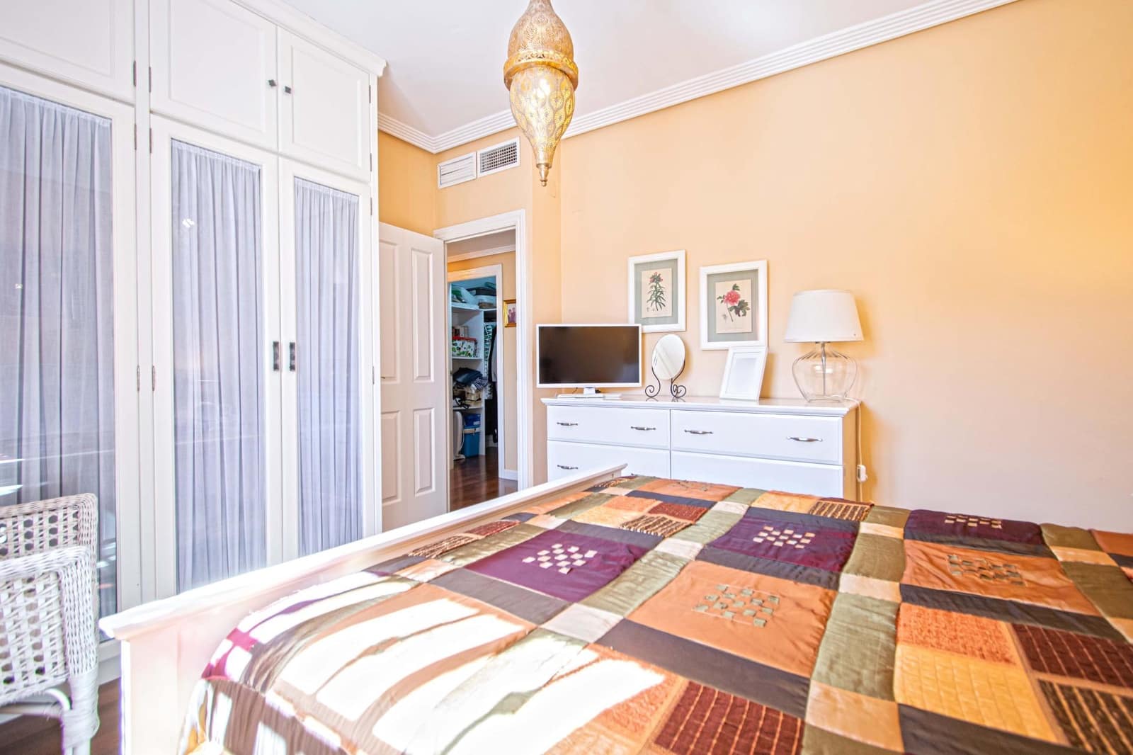 4 bedroom Villa for sale in La Rinconada with pool - € 329,000 (Ref: 9695417)