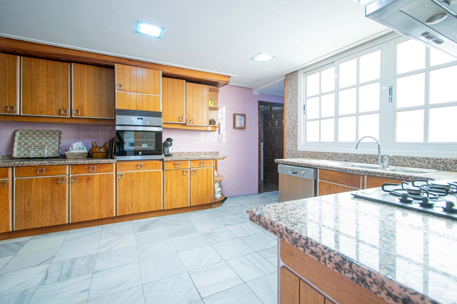 4 Zimmer Penthouse zu verkaufen in Sevilla Stadt mit Garage - 1.130.000 € (Ref: 9698860)