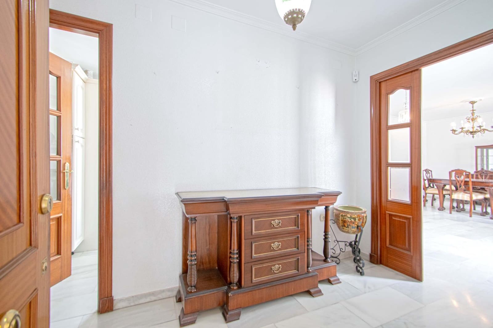 3 sypialnia Mieszkanie na sprzedaż w Miasto Sewilla z garażem - 460 000 € (Ref: 9701702)