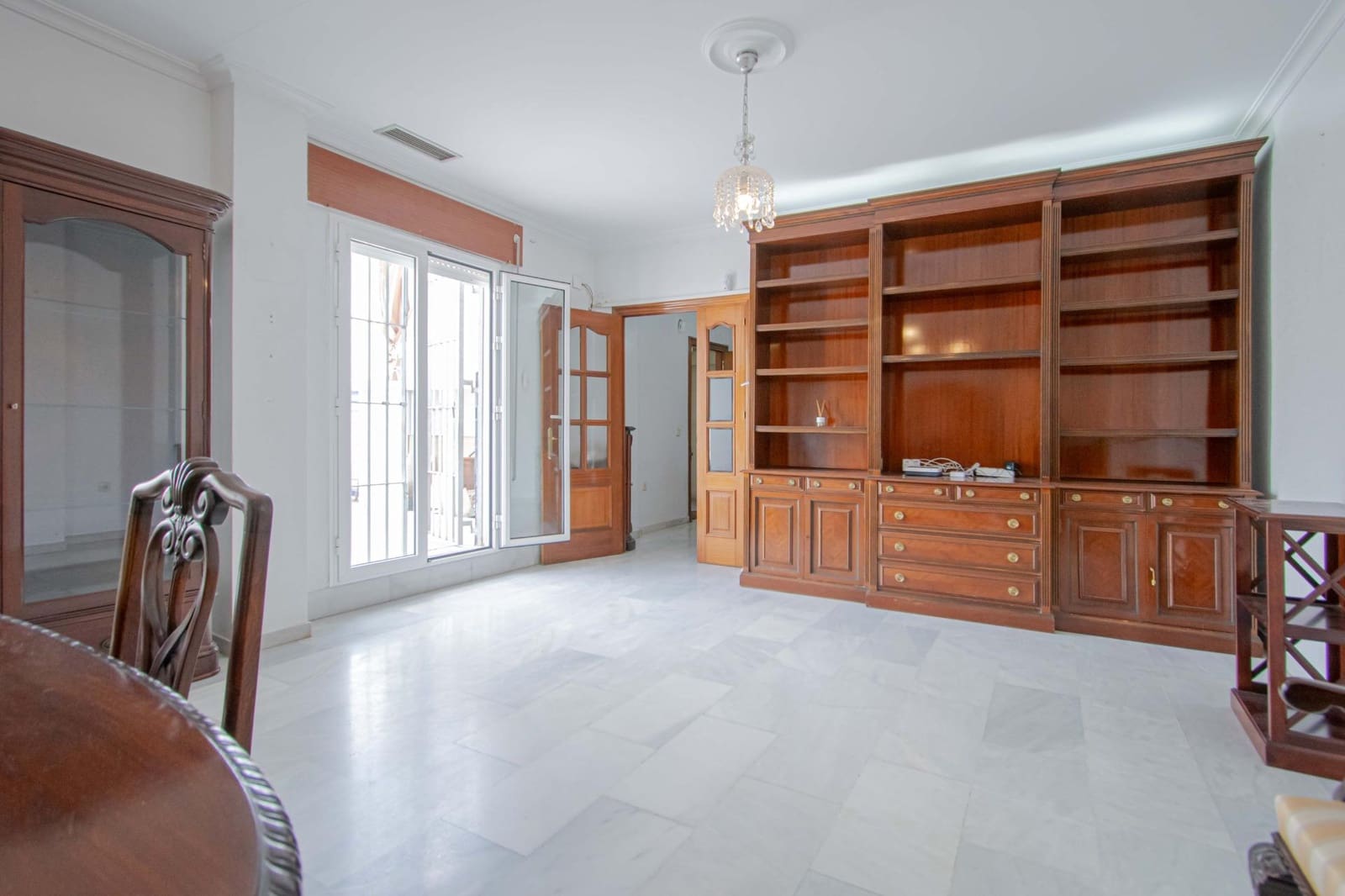 3 sypialnia Mieszkanie na sprzedaż w Miasto Sewilla z garażem - 460 000 € (Ref: 9701702)