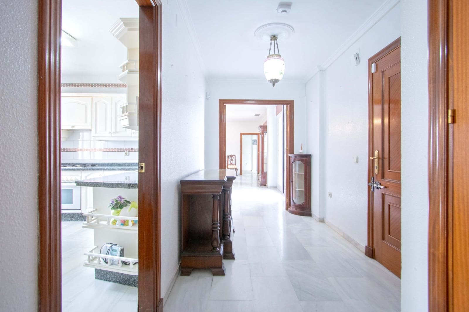 3 sypialnia Mieszkanie na sprzedaż w Miasto Sewilla z garażem - 460 000 € (Ref: 9701702)