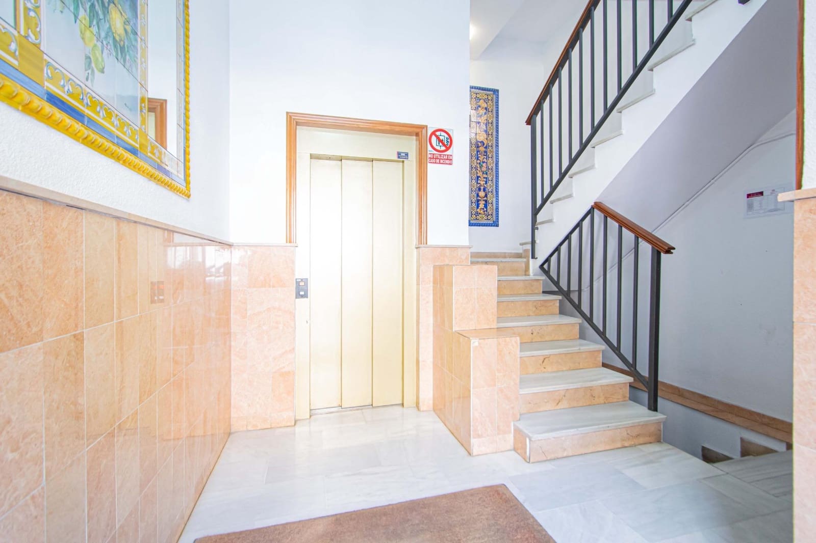 3 sypialnia Mieszkanie na sprzedaż w Miasto Sewilla z garażem - 460 000 € (Ref: 9701702)