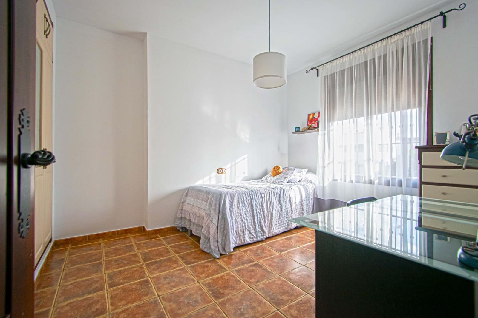 5 bedroom Villa for sale in Alcala de Guadaira with pool - € 445,000 (Ref: 9712042)