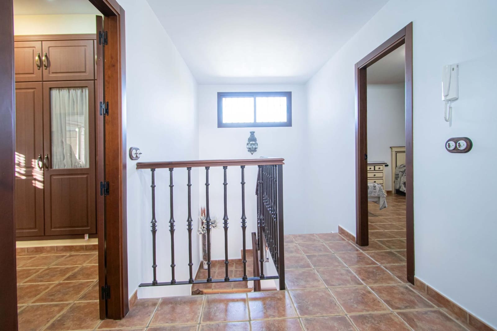 5 bedroom Villa for sale in Alcala de Guadaira with pool - € 445,000 (Ref: 9712042)