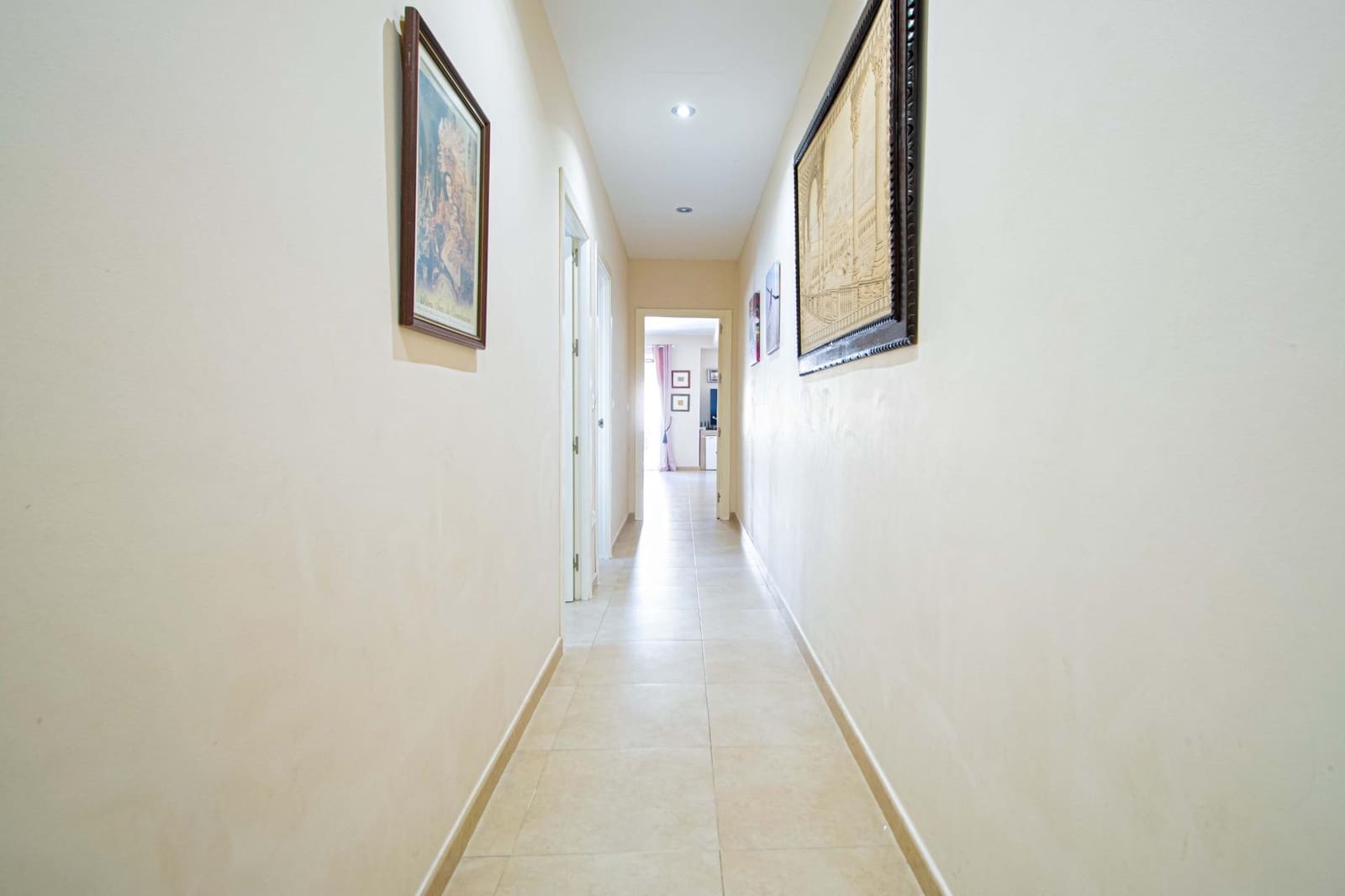 Piso de 3 habitaciones en Sevilla ciudad en venta con garaje - 299.000 € (Ref: 9712043)