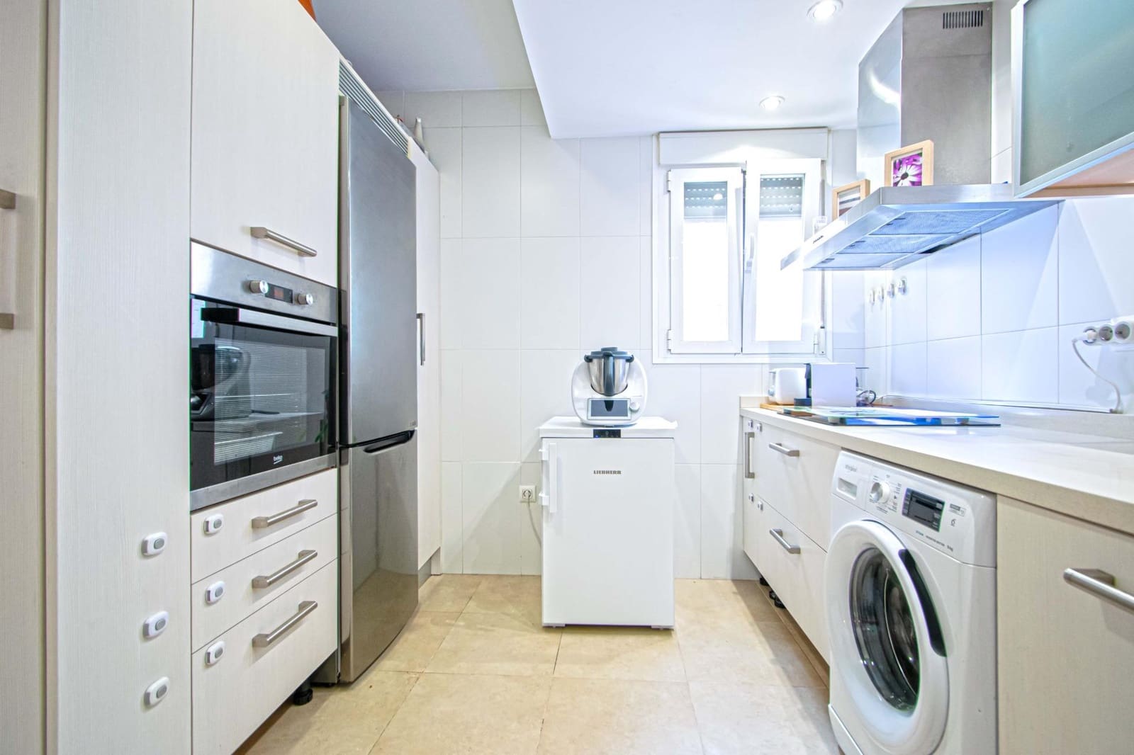 Piso de 3 habitaciones en Sevilla ciudad en venta con garaje - 299.000 € (Ref: 9712043)