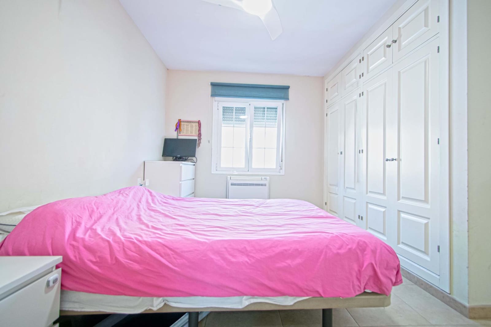 Piso de 3 habitaciones en Sevilla ciudad en venta con garaje - 299.000 € (Ref: 9712043)