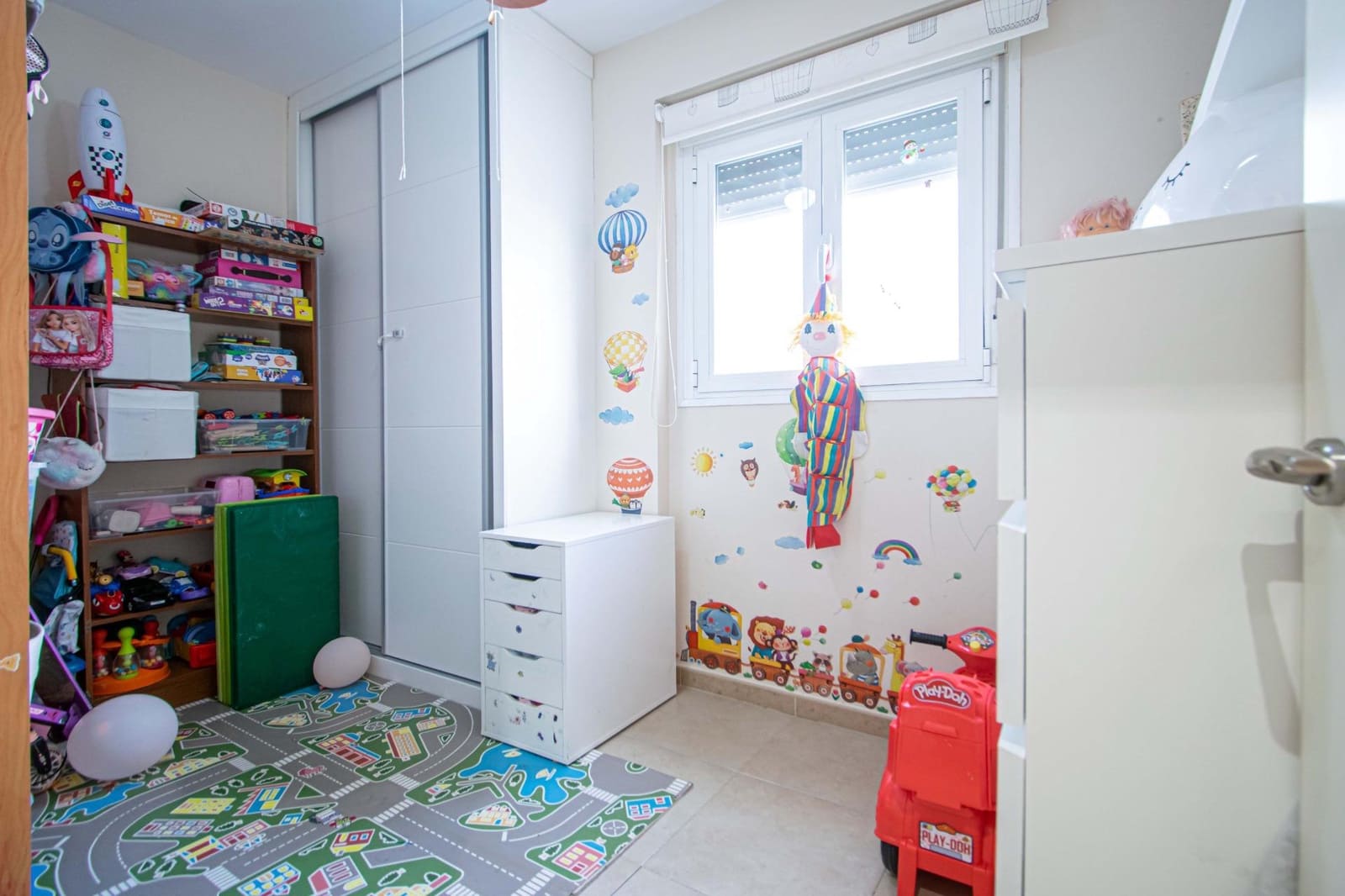 Piso de 3 habitaciones en Sevilla ciudad en venta con garaje - 299.000 € (Ref: 9712043)