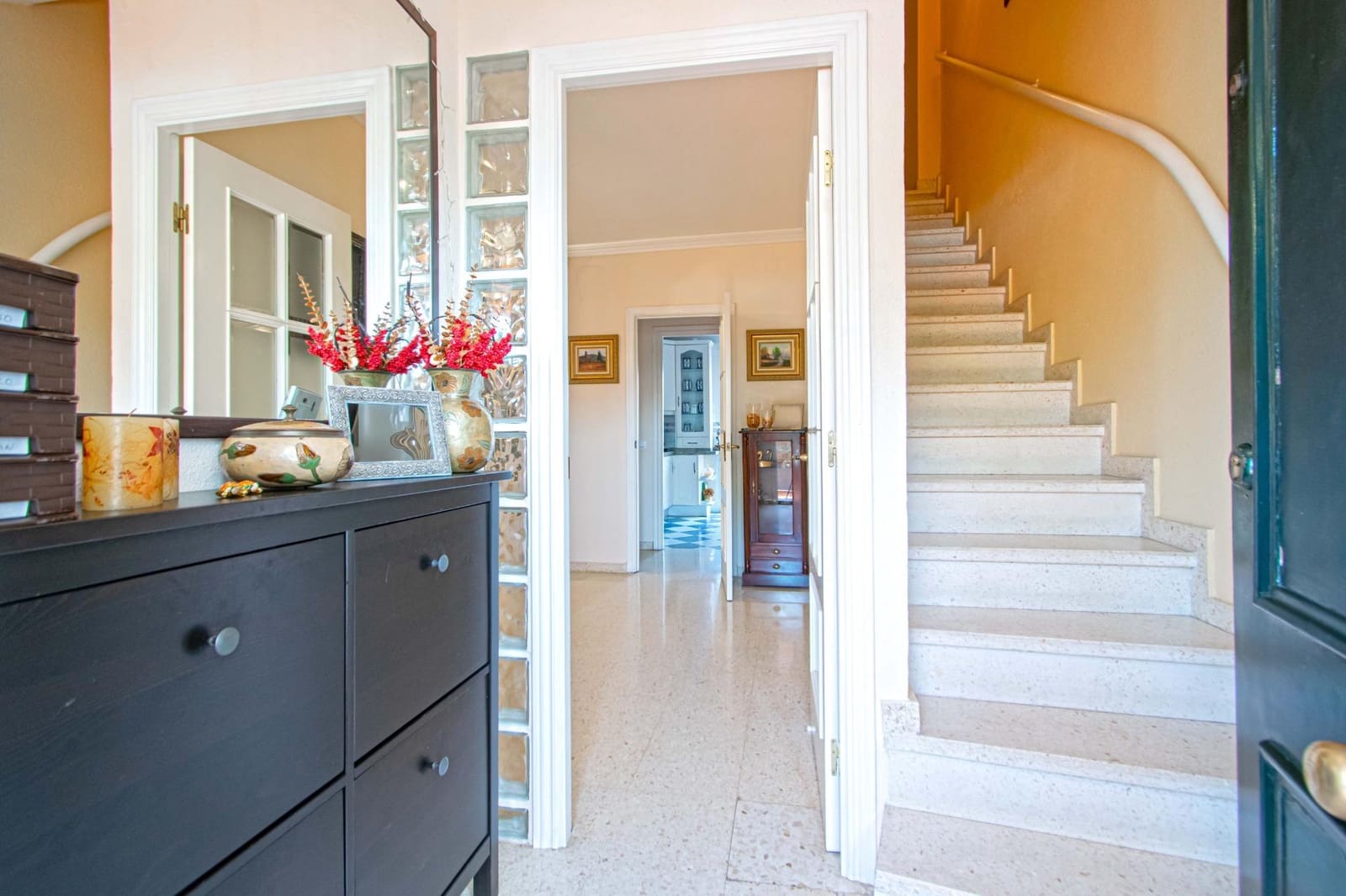 4 camera da letto Villetta a Schiera in vendita in Montequinto con piscina garage - 315.000 € (Rif: 9712044)