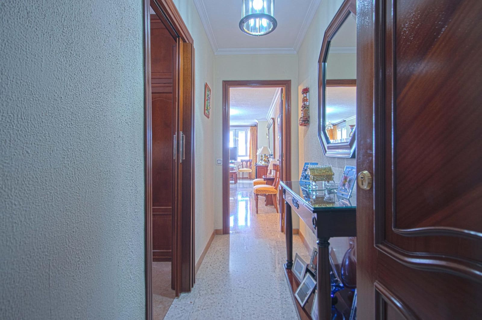 3 bedroom Flat for sale in Seville city - € 200,000 (Ref: 9714987)