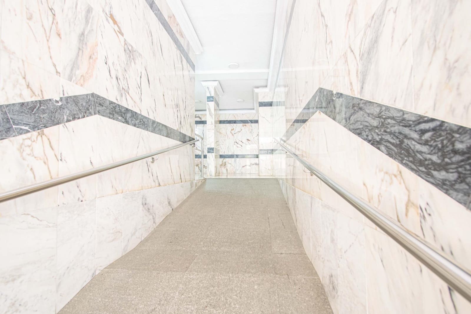 3 bedroom Flat for sale in Seville city - € 200,000 (Ref: 9714987)