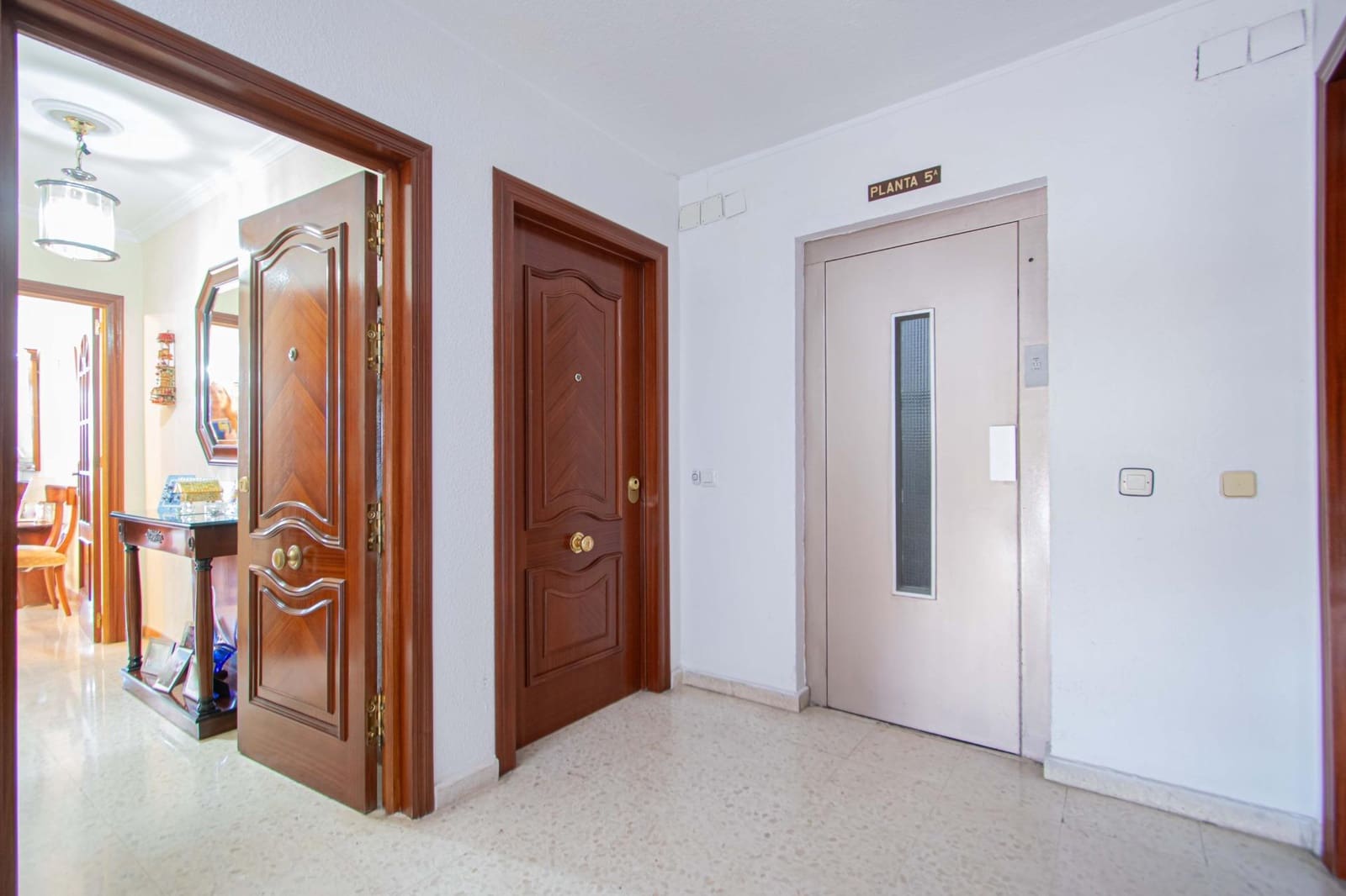 3 sypialnia Mieszkanie na sprzedaż w Miasto Sewilla - 200 000 € (Ref: 9714987)