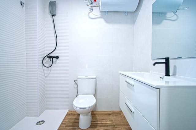 2 sypialnia Apartament na sprzedaż w Miasto Sewilla - 186 500 € (Ref: 9714988)