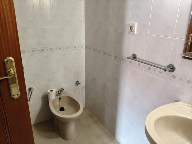 2 camera da letto Appartamento da affittare in Siviglia città con garage - 850 € (Rif: 9720031)