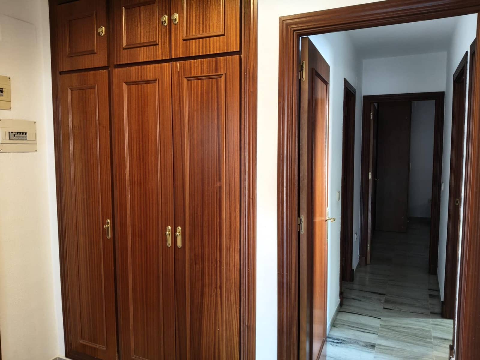 2 camera da letto Appartamento da affittare in Siviglia citta con garage - 850 € (Rif: 9720031)
