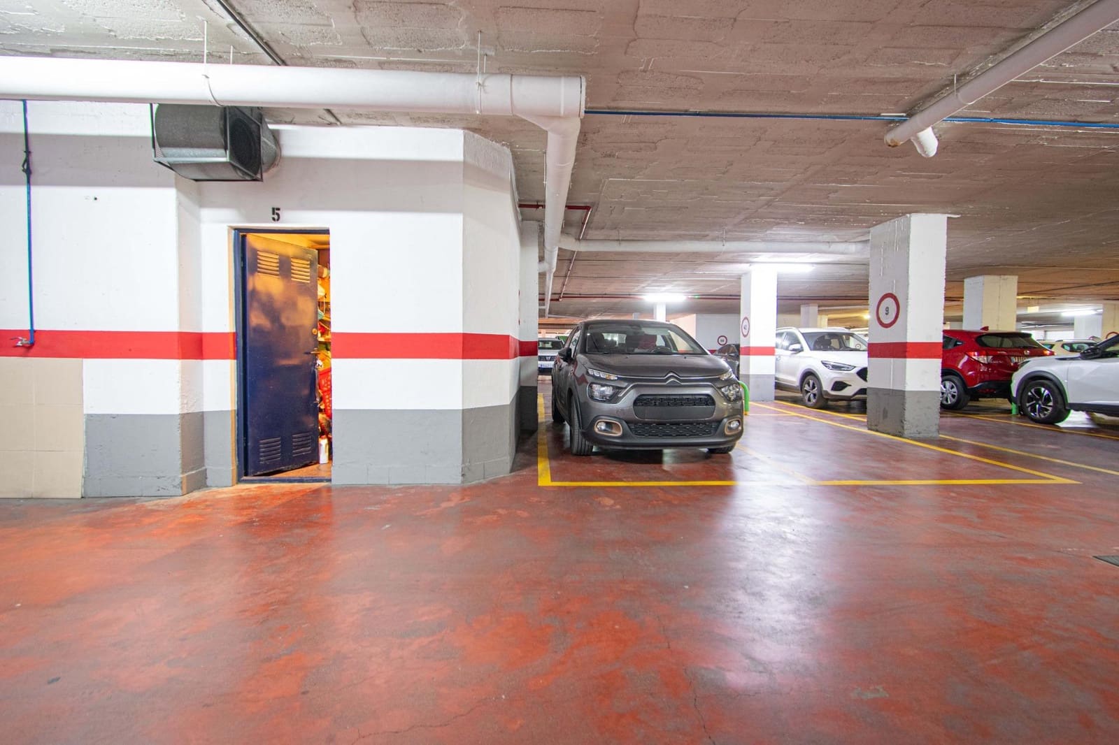 Piso de 2 habitaciones en Sevilla ciudad en venta con garaje - 175.000 € (Ref: 9720032)