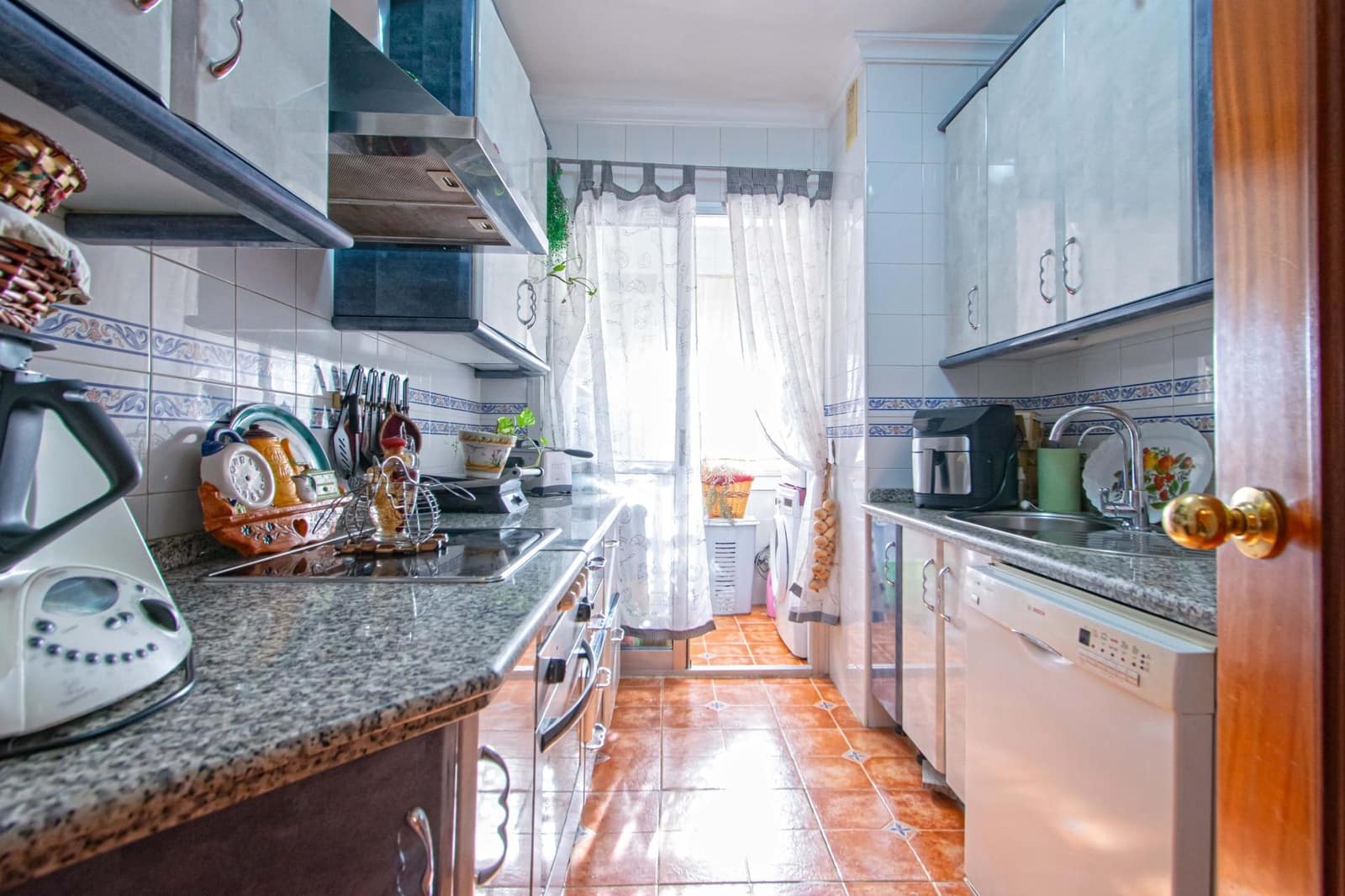 2 Zimmer Wohnung zu verkaufen in Sevilla Stadt mit Garage - 175.000 € (Ref: 9720032)