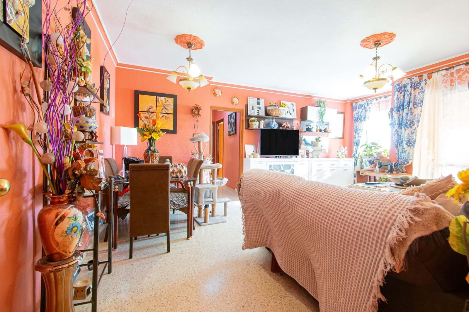2 Zimmer Wohnung zu verkaufen in Sevilla Stadt mit Garage - 175.000 € (Ref: 9720032)