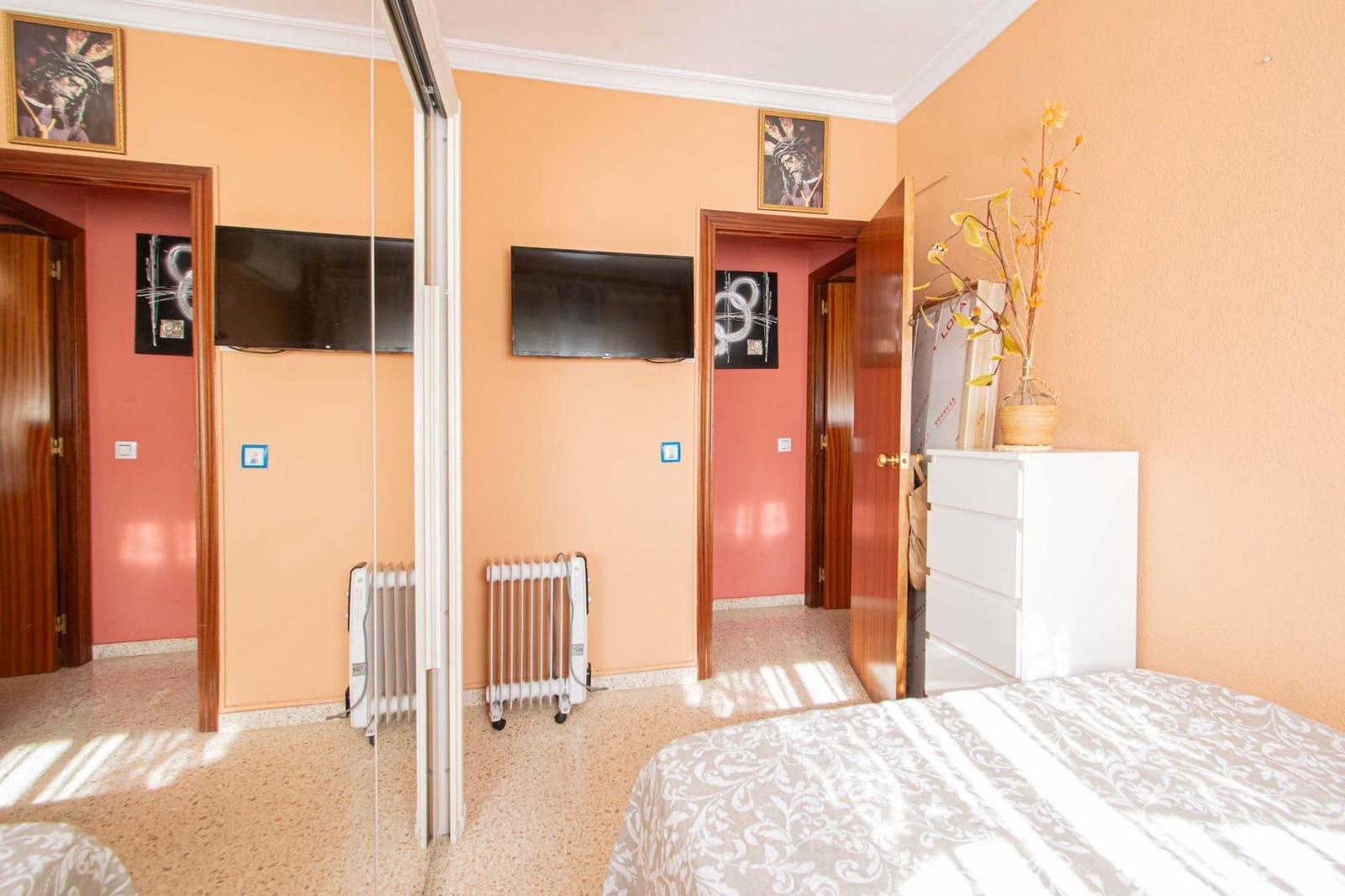 2 Zimmer Wohnung zu verkaufen in Sevilla Stadt mit Garage - 175.000 € (Ref: 9720032)