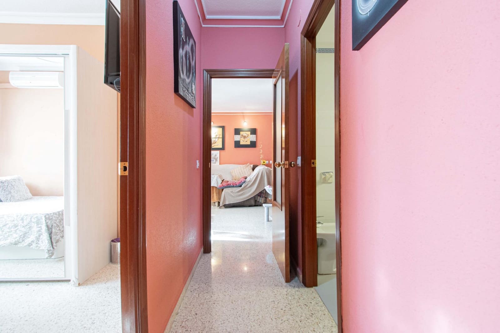 2 Zimmer Wohnung zu verkaufen in Sevilla Stadt mit Garage - 175.000 € (Ref: 9720032)