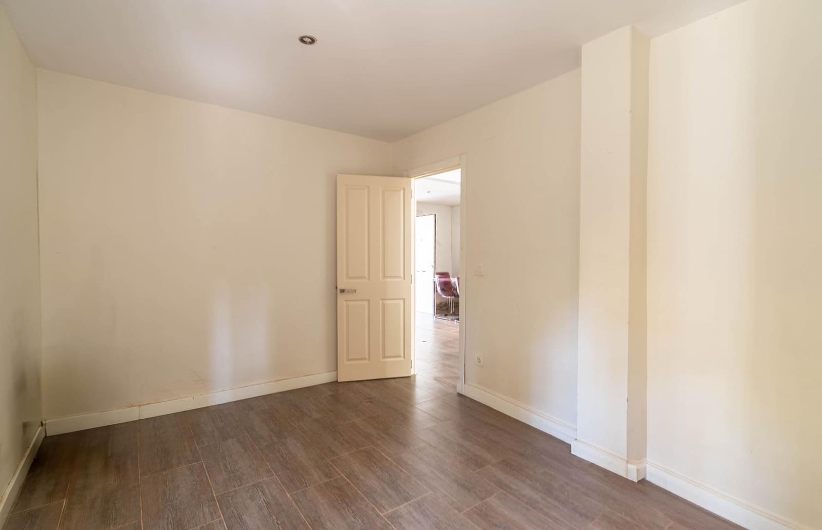 3 bedroom Villa for sale in Utrera with pool garage - € 169,900 (Ref: 9720034)