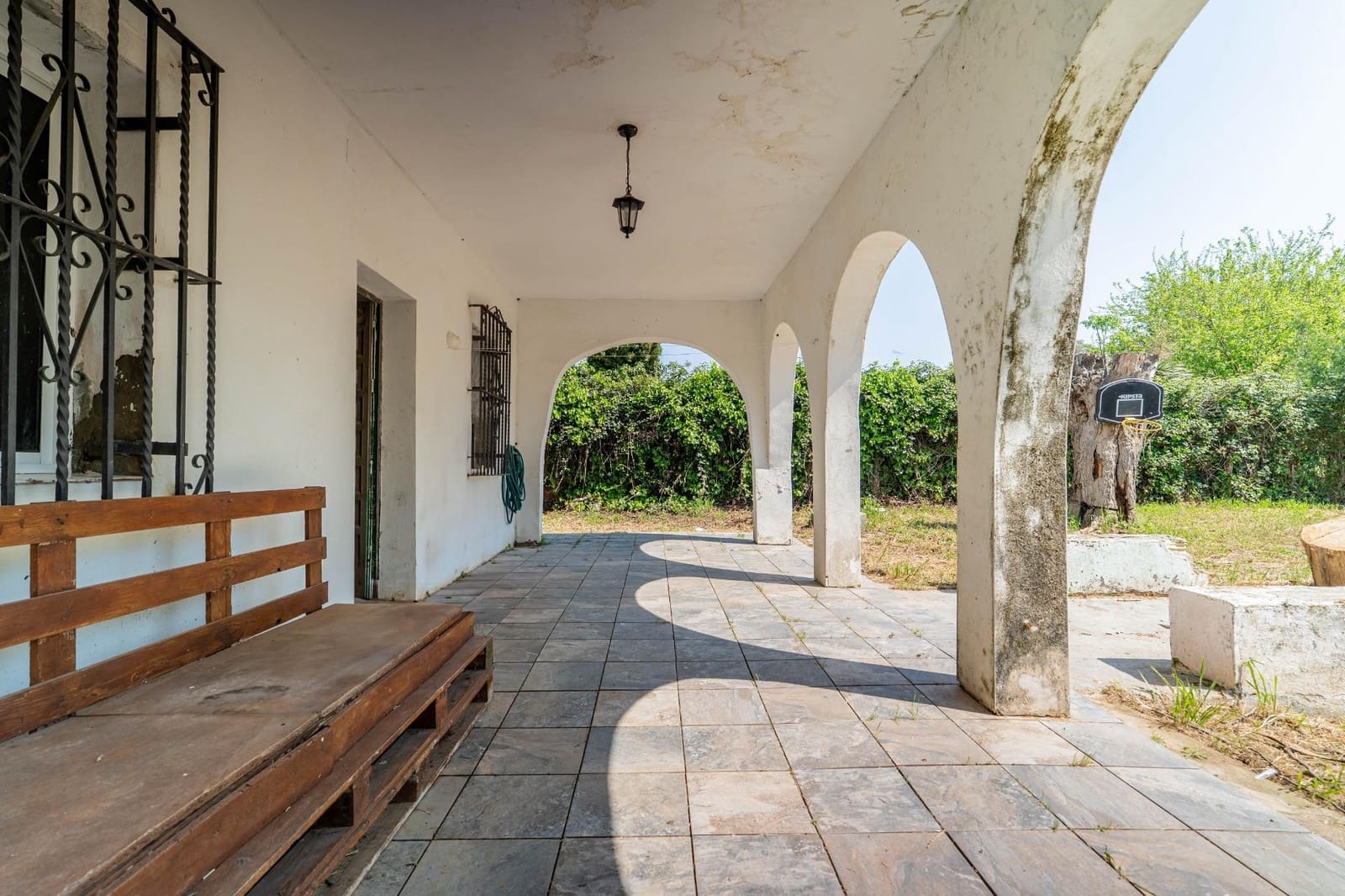 3 bedroom Villa for sale in Utrera with pool garage - € 169,900 (Ref: 9720034)