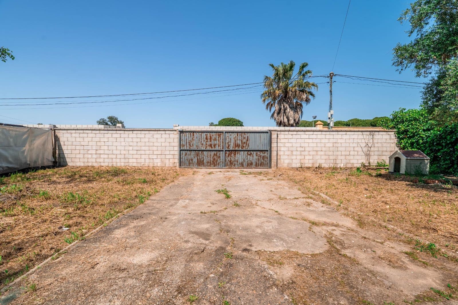 3 bedroom Villa for sale in Utrera with pool garage - € 169,900 (Ref: 9720034)