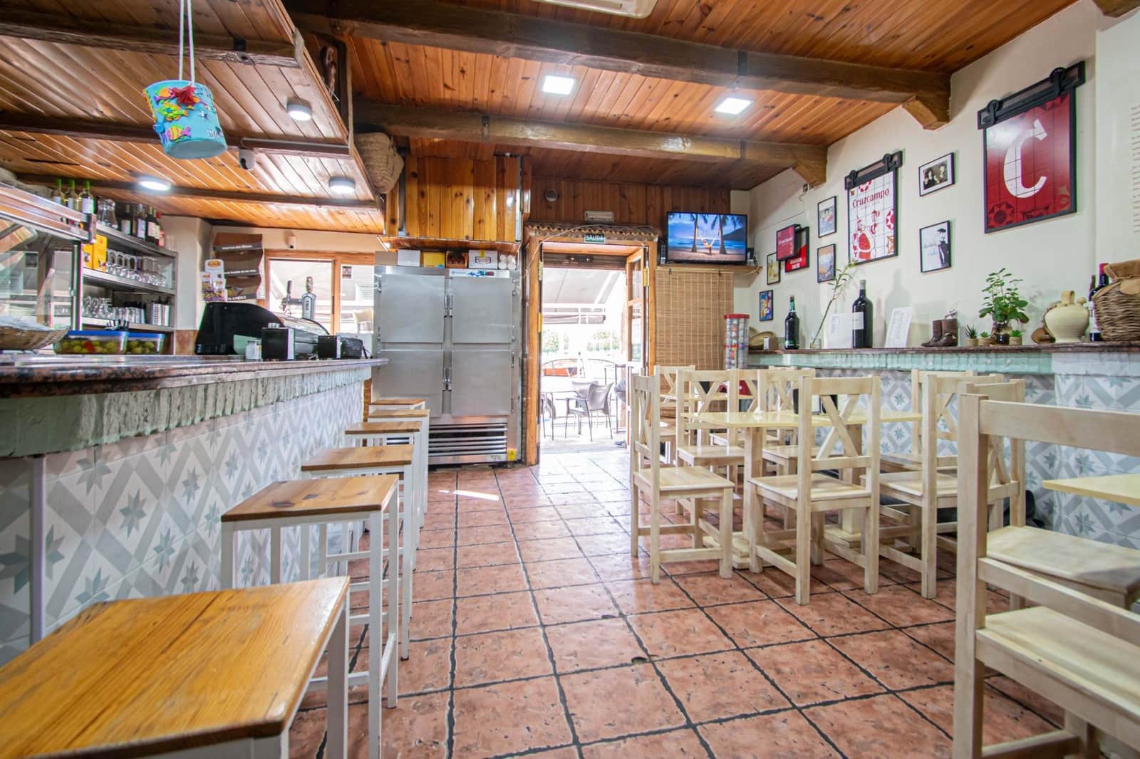 Commercial for sale in Seville city - € 155,000 (Ref: 9721765)