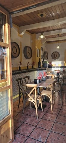 Commerciale in vendita in Parque Alcosa, Siviglia città - 155.000 € (Rif: 9721765)