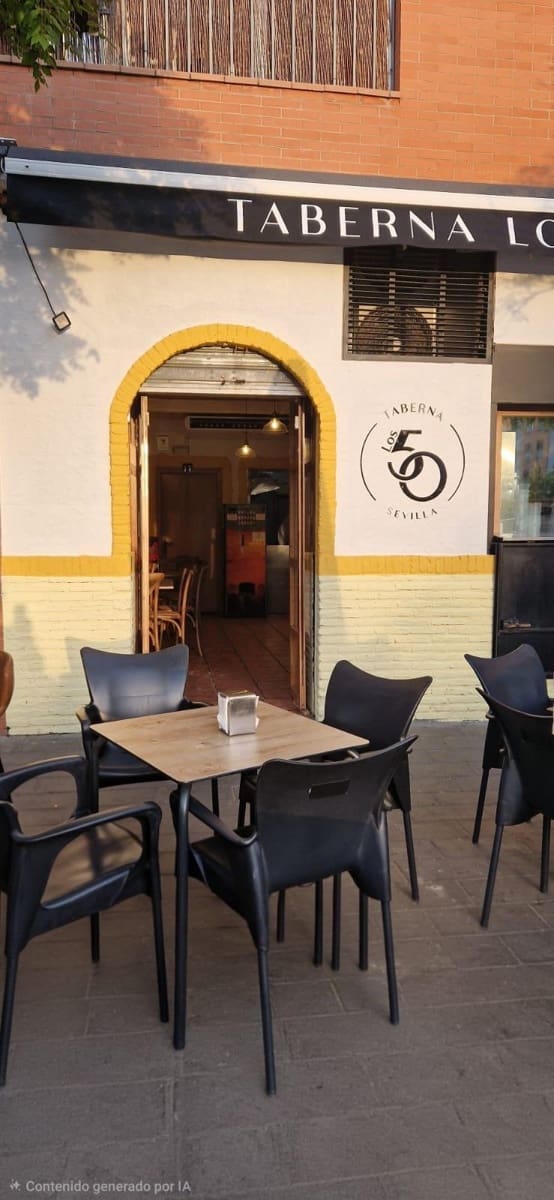 Commercial for sale in Seville city - € 155,000 (Ref: 9721765)