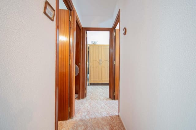 3 bedroom Flat for sale in Seville city - € 125,000 (Ref: 9721766)