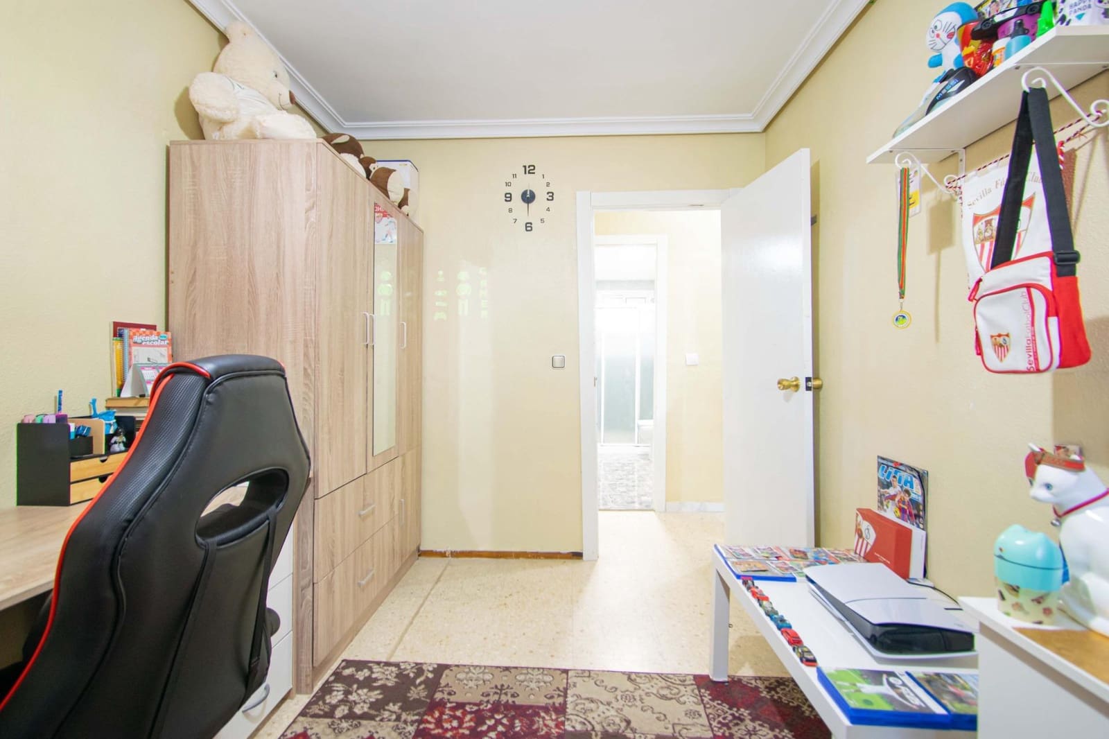 4 soveværelse Lejlighed til salg i Sevilla by - € 185.000 (Ref: 9721767)