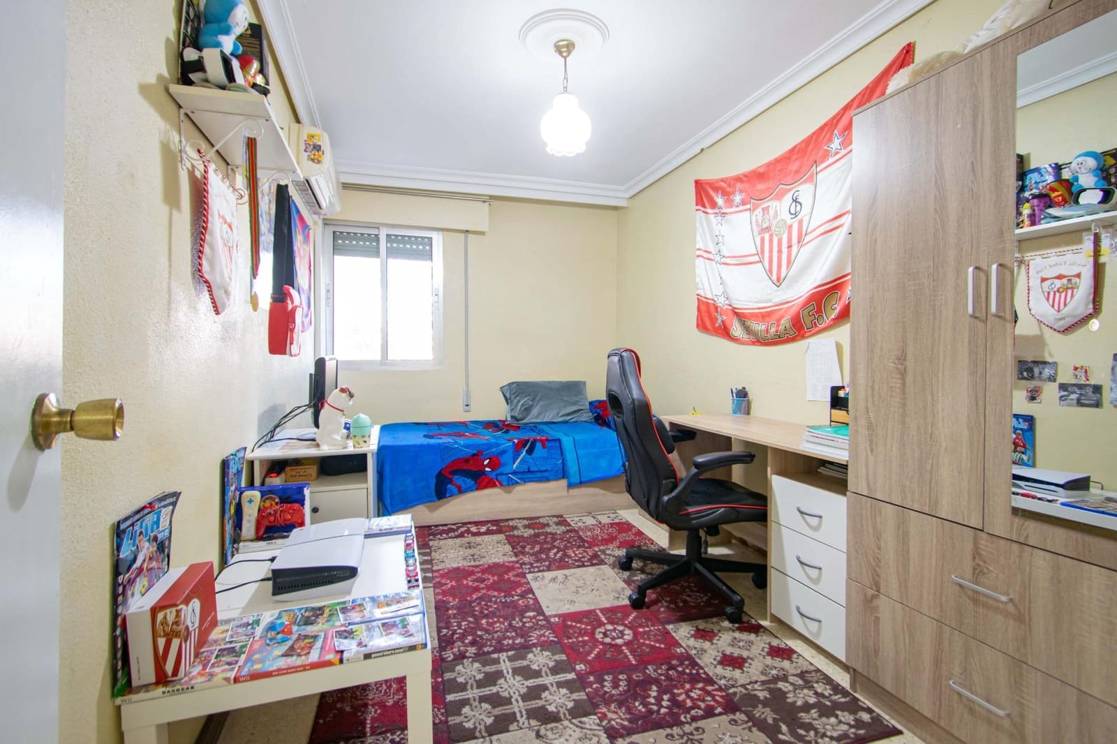 4 soveværelse Lejlighed til salg i Sevilla by - € 185.000 (Ref: 9721767)