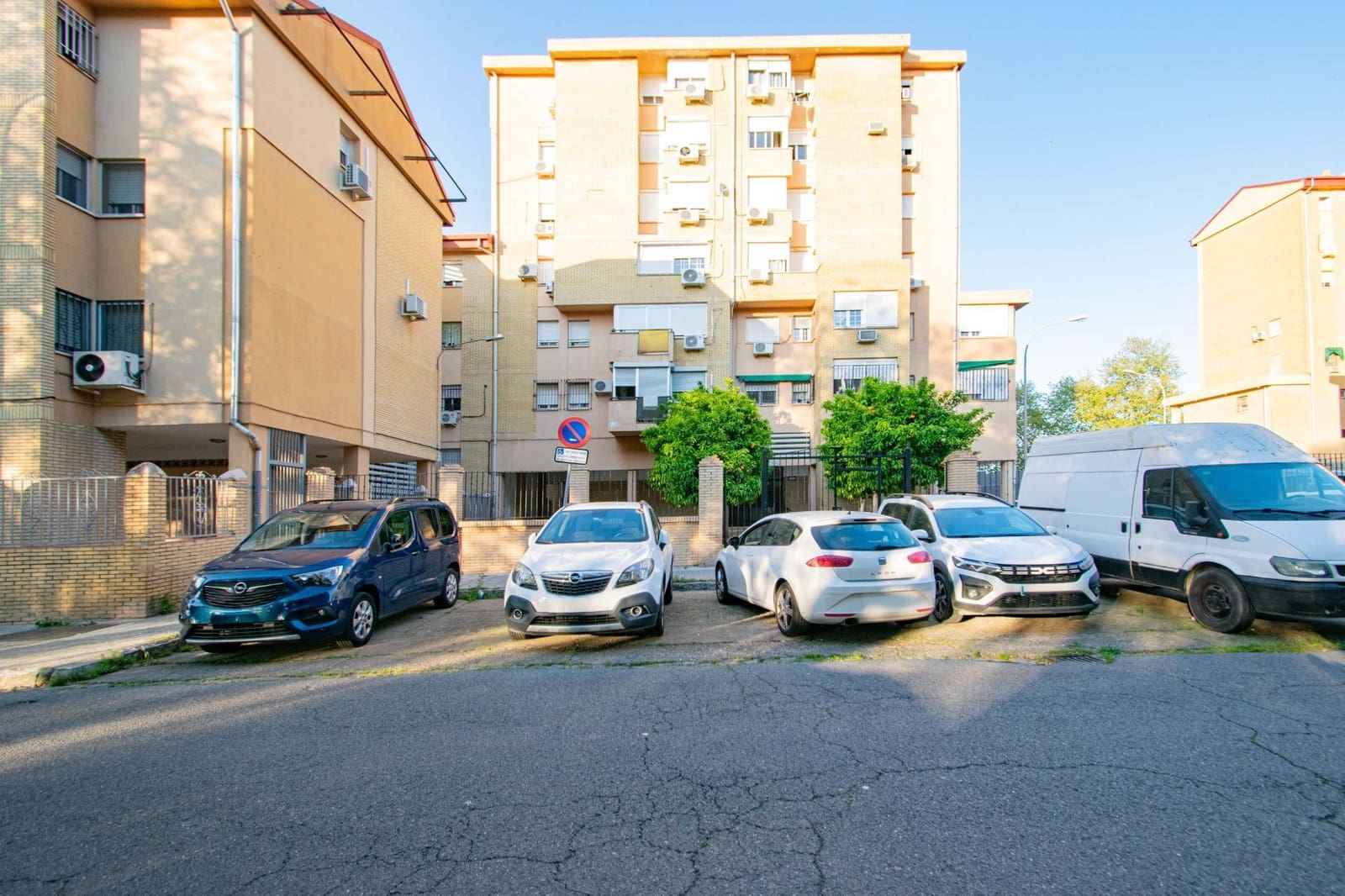 4 soveværelse Lejlighed til salg i Sevilla by - € 185.000 (Ref: 9721767)