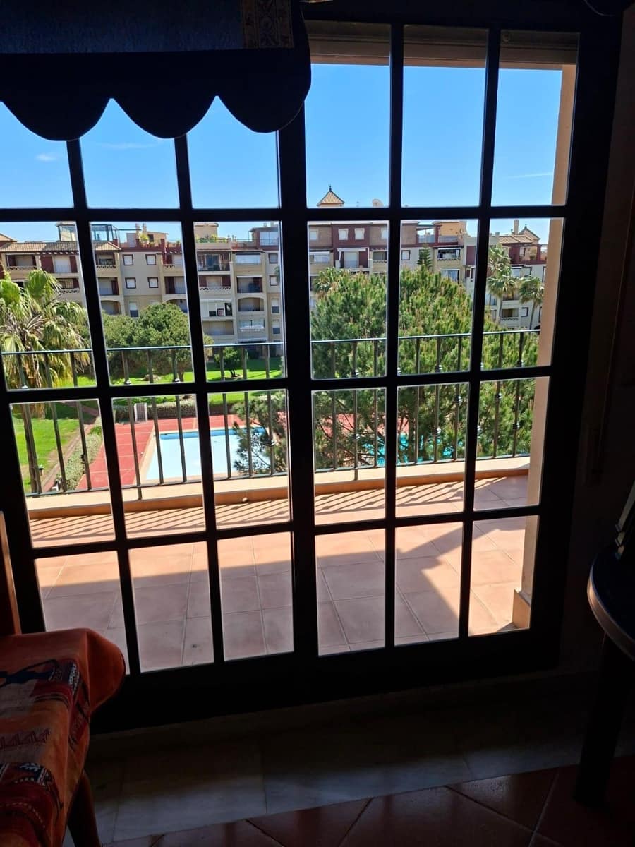 1 bedroom Apartment for sale in Isla Canela with pool - € 190,000 (Ref: 9726711)