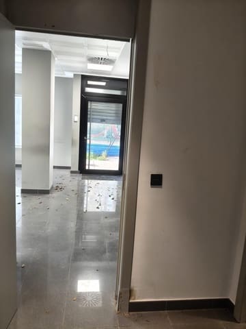 Commerciale in vendita in Siviglia città - 135.000 € (Rif: 9726712)