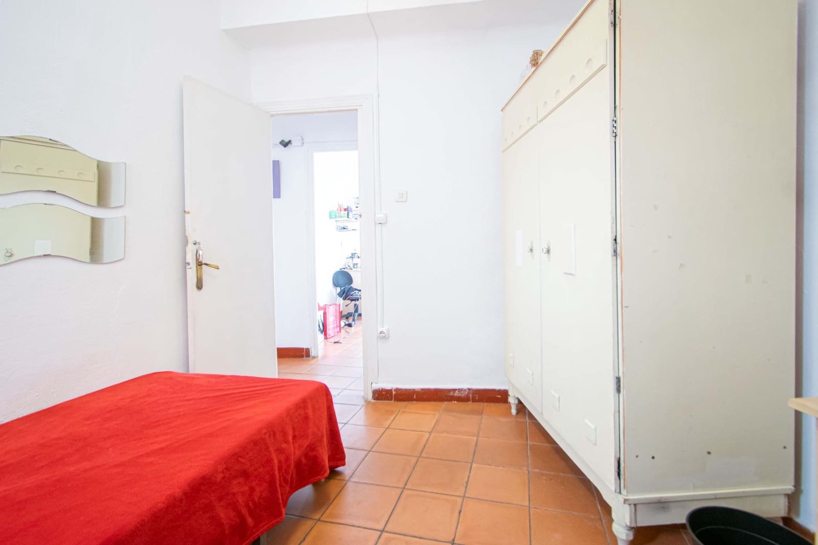5 bedroom Flat for sale in Seville city with garage - € 495,000 (Ref: 9726713)