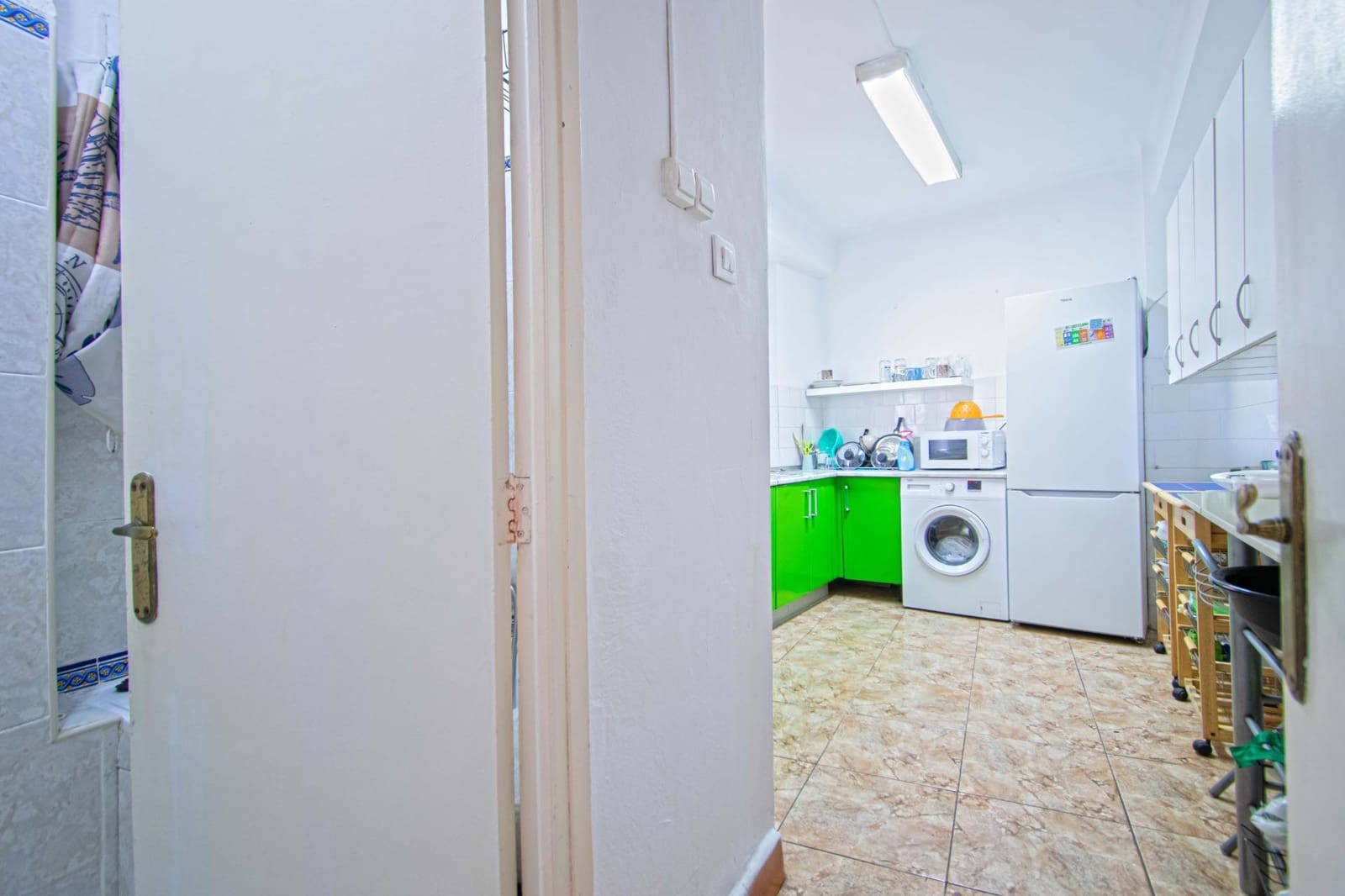 5 bedroom Flat for sale in Seville city with garage - € 495,000 (Ref: 9726713)