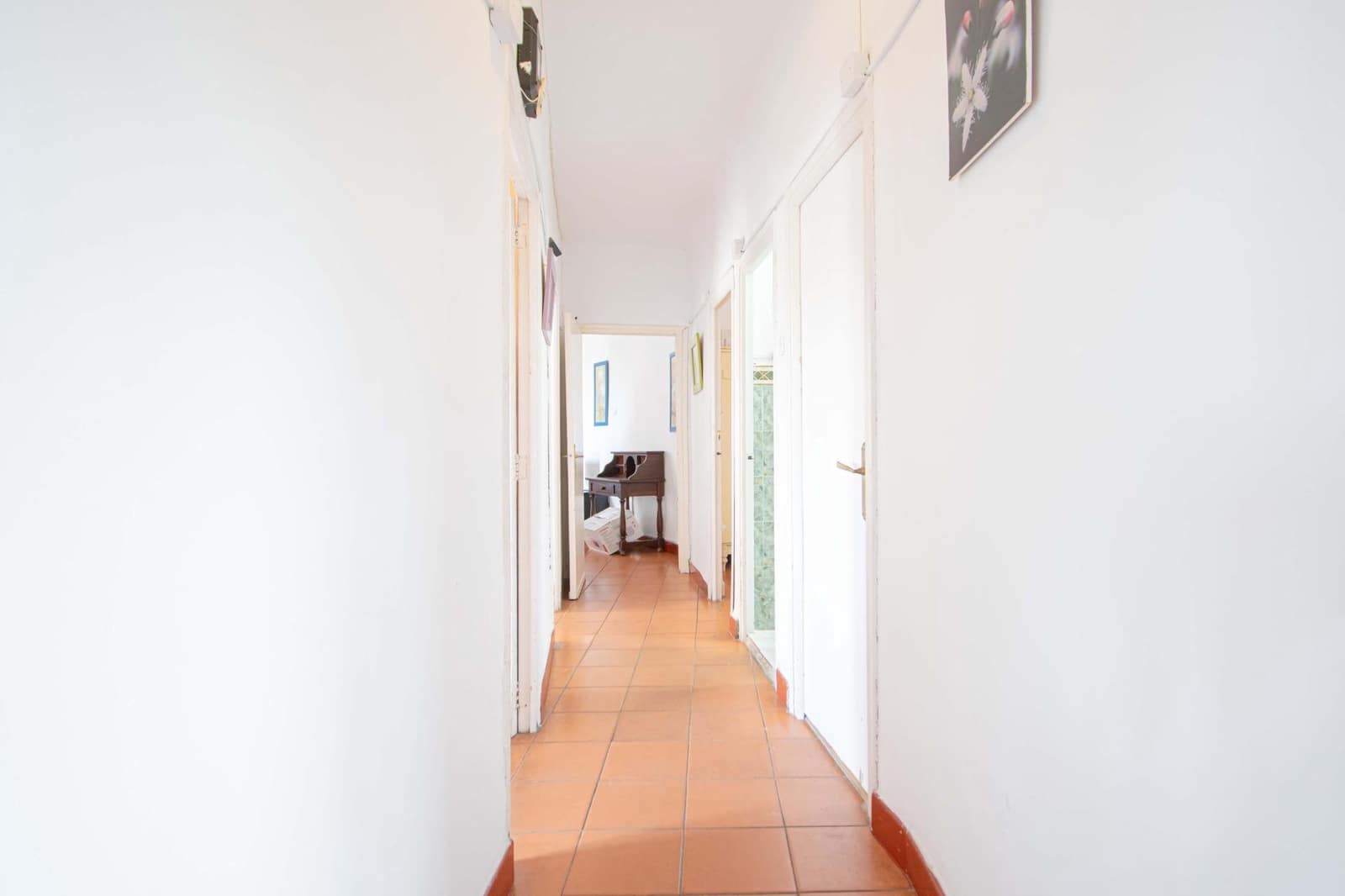 5 bedroom Flat for sale in Seville city with garage - € 495,000 (Ref: 9726713)