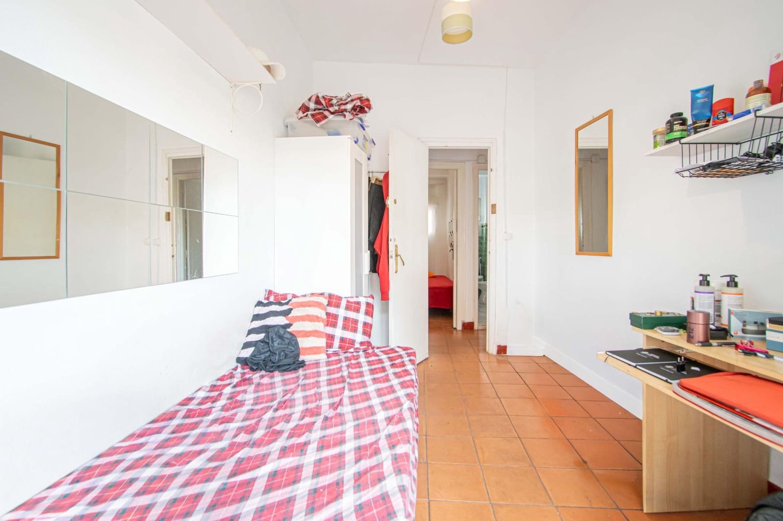5 bedroom Flat for sale in Seville city with garage - € 495,000 (Ref: 9726713)