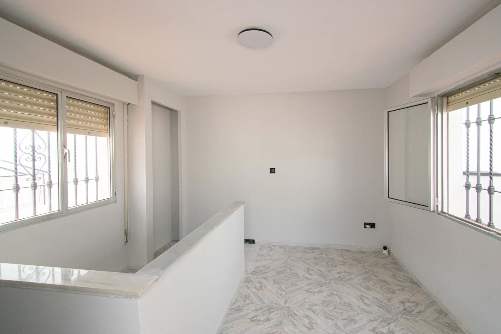 5 chambre Maison de Ville à vendre à Seville ville avec garage - 575 000 € (Ref: 9726715)