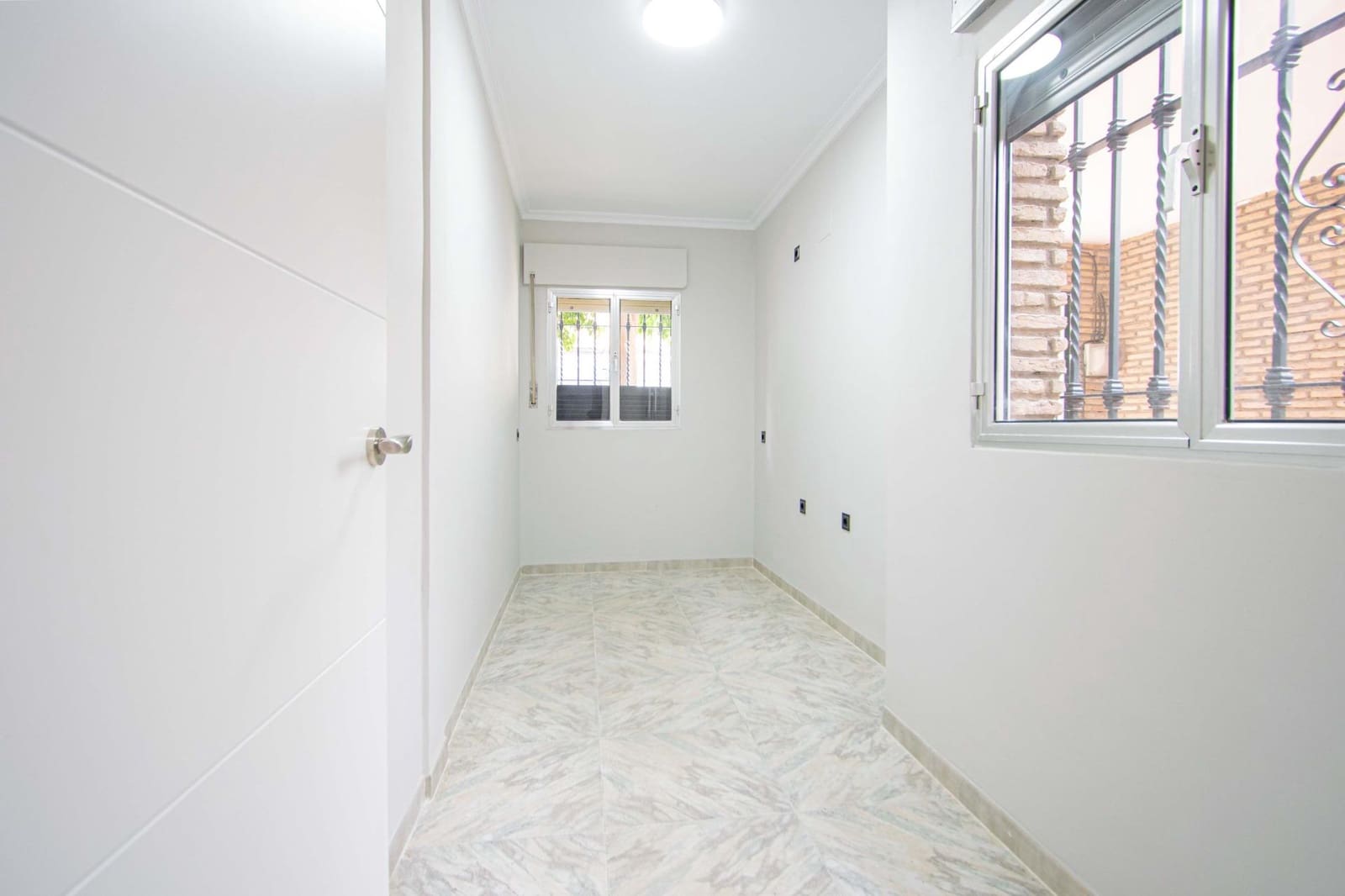 5 chambre Maison de Ville à vendre à Seville ville avec garage - 575 000 € (Ref: 9726715)