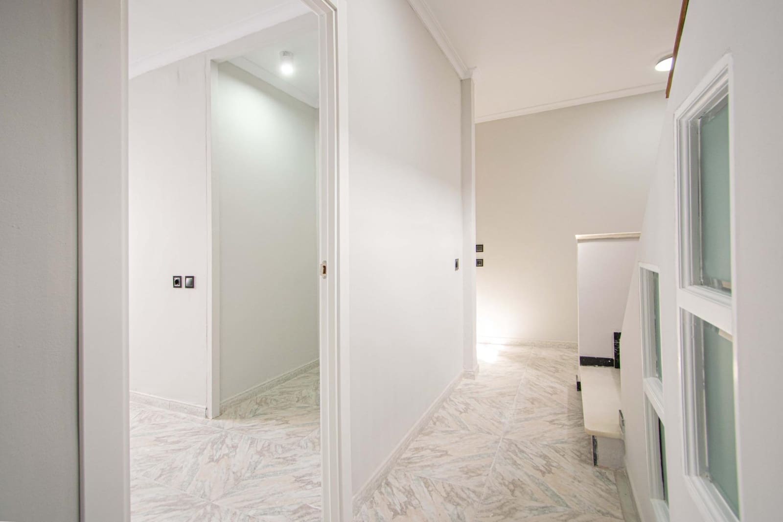 5 chambre Maison de Ville à vendre à Seville ville avec garage - 575 000 € (Ref: 9726715)