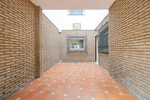 Casa de 5 habitaciones en Sevilla ciudad en venta con garaje - 575.000 € (Ref: 9726715)