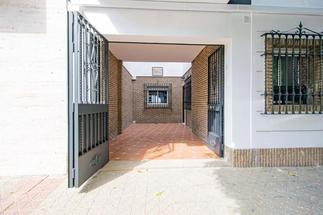 5 chambre Maison de Ville à vendre à Séville ville avec garage - 575 000 € (Ref: 9726715)