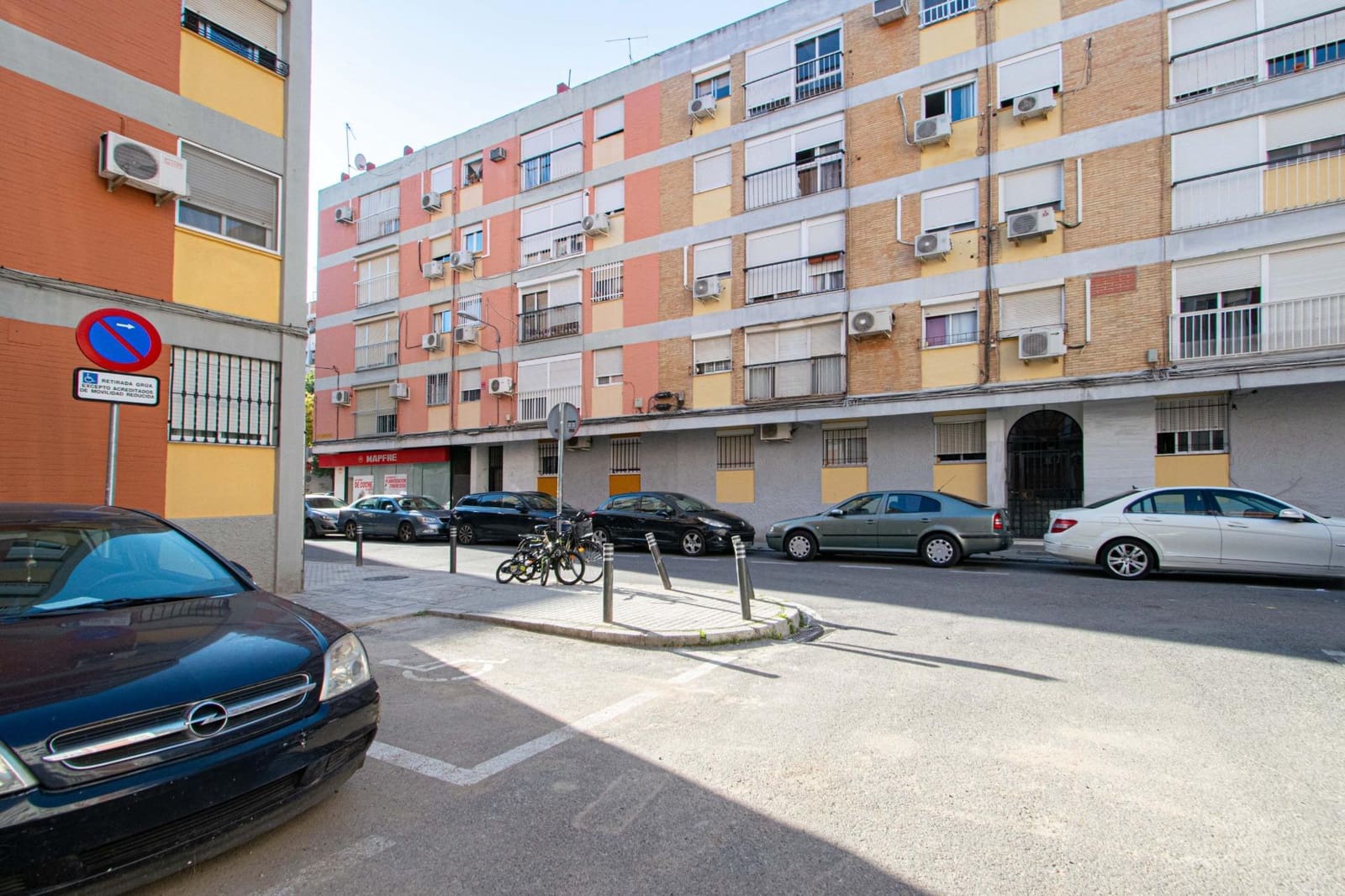 2 slaapkamer Flat te koop in Sevilla stad - € 221.000 (Ref: 9732202)